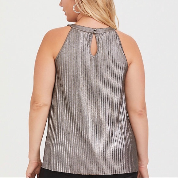 Pleated metallic gold goddess tank - Picture 3 of 4